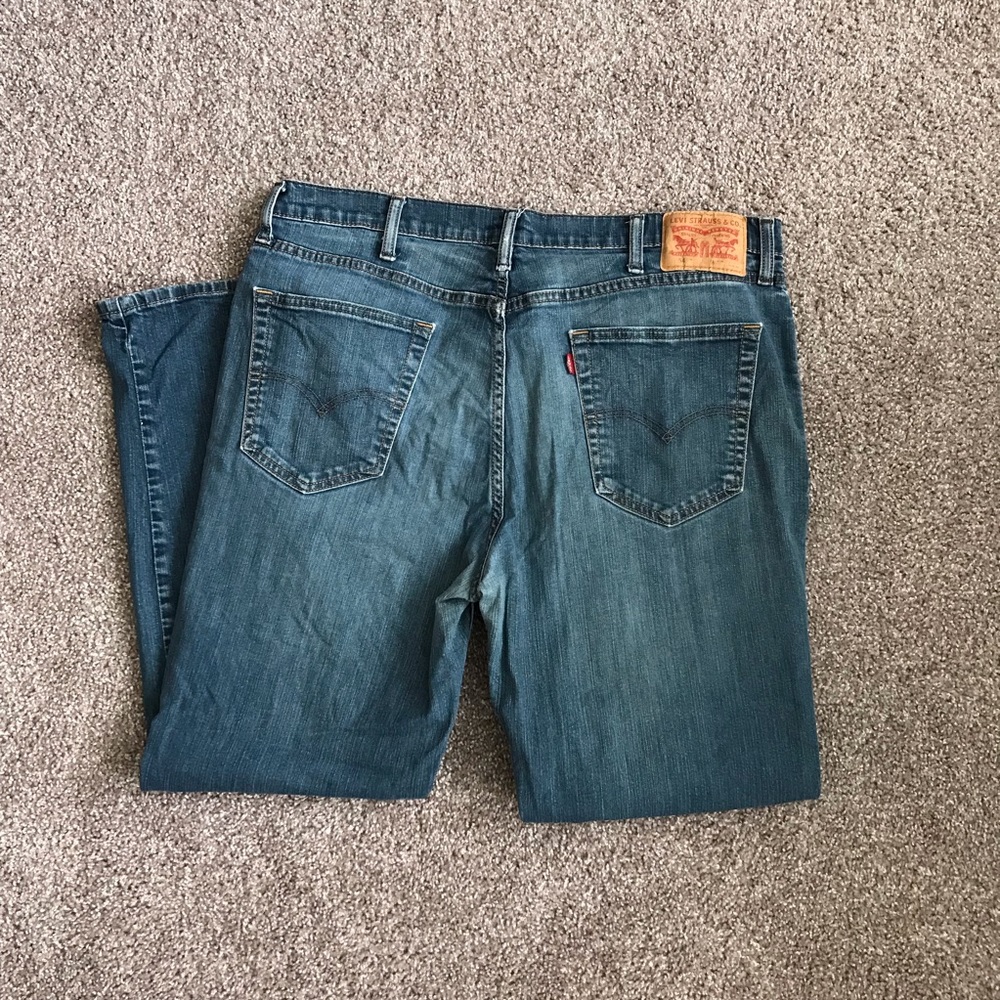 ⭐️Host Pick⭐️ Mens Levi’s Straight Leg Jeans